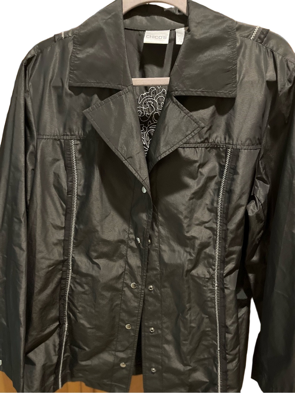 55. WOMENS CHICO’S ZENERGY 3/XL DETAIL JACKET